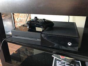 Xbox One 500GB + Controller