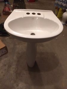 NEW*** SINK with PEDASTOL (in boxes)