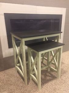 Reduced rustic nesting tables