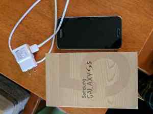 Samsung S5 telus/koodo 16GB brand new condition black