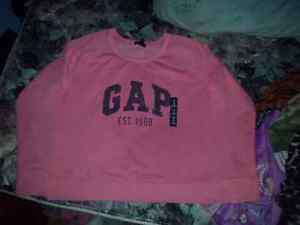 Wanted: New gap sweater size xl