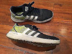 Youth Adidas runners size 6