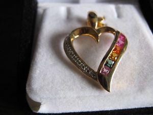 10 kt yellow gold pendent with multi-coloured sapphires