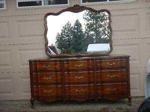 9 drawer dresser and side table