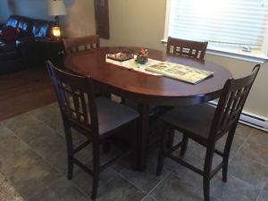 Beautiful dining table set - 4 chairs & leaf insert - pub