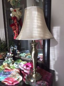 Gorgeous bronze lamp in perfect working condition, Height is