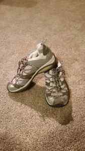 Merrell Hiking Shoes Womens size 8.5