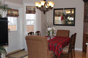 Solid Wood Dinning Room Table and Six Chairs