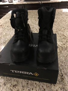 TERRA FOOTWEAR