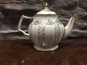 Vintage Sadler teapot sets