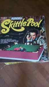 Vintage Skittle Pool game