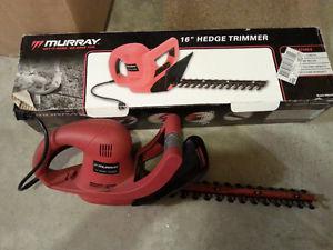 Murray 16 inch Hedge Trimmer $40 Salmon Arm
