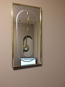 Pendulum clock fancy