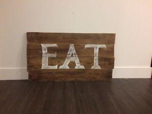 Rustic eat sign