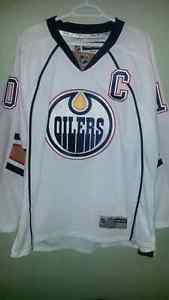 Shawn Horcoff autographed Edmonton Oilers hockey Jersey