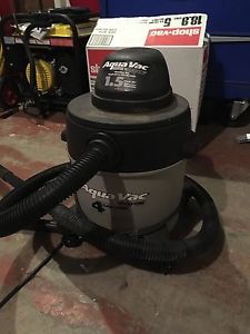 Shop vac wet/dry vacuum 4 gallon