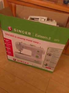 Singer Esteem II Sewing Machine