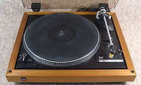 Wanted: Looking for a turntable/record player