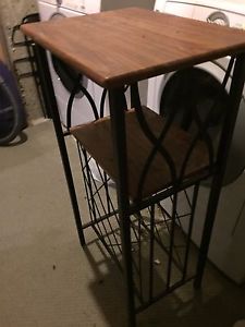 Wine rack with table top