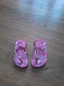 Baby girl pink flip flops size 5