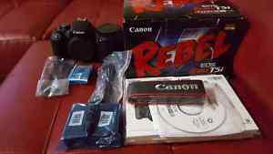 Canon EOS REBEL T5i with lens kit