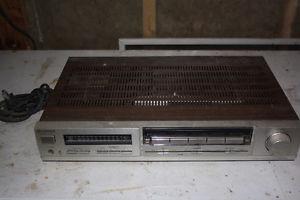 Hitachi Amplifier
