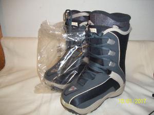Junior Snowboard Boots Size 2 & 3 (Four Pairs) "NEW"