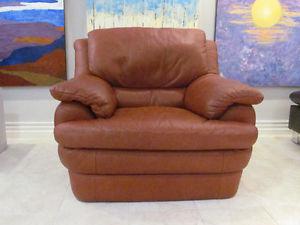 Leather Chair (genuine italian leather)