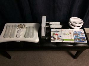 Nintendo Wii Console, Wii Fit & 4 Games