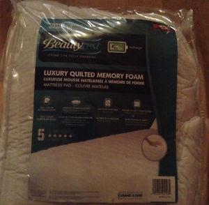Queen size Luxury quilted memory foam