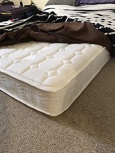 Queen size mattress in very good condition