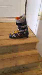 Salomon size 11 ski boots