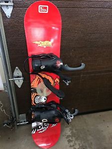 Snowboard 118 cm and boots size 6