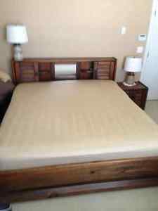 TOMMY BAHAMA STYLE USED BEDROOM SUITE