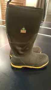 Tornado Baffin winter boots size 9 mens