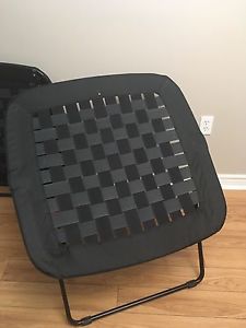 2 Bungee Waffle Chairs