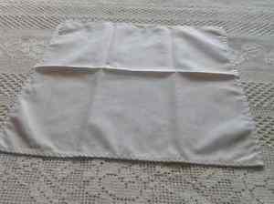 75 white cloth napkins
