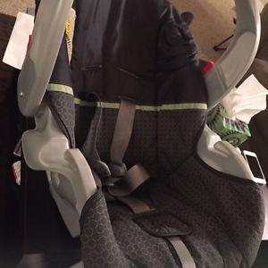 Car seat for sale with its base.