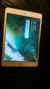 Gold iPad mini 3 MGYE2CL/A 7.9-Inch Retina Display 16GB,