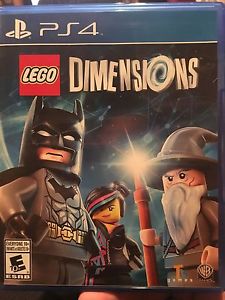 Lego dimensions game portal and 10 characters