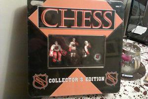 NHL Collectors Edition Chess Set *NEW*
