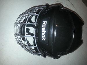 New Condition Reebok 5K Hockey Helmet Combo Medium
