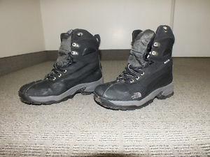 The North Face men's 9.5