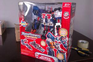 Transformers Energon Robots in Disguise-Omega Sentinel *NEW*