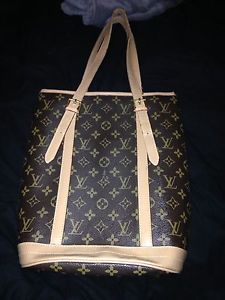 Wanted: Replica LV tall bag