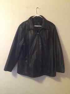 Woman's sz 1X leather coat