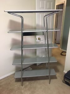 5 tier book shelf in mint condition