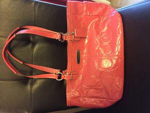 Coach leather hand bag(Pink)