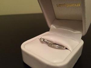 Engagement ring and matching wedding band