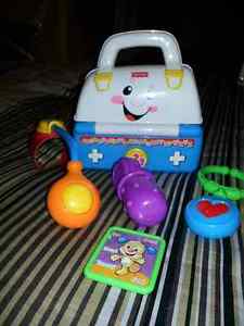 Laugh & Learn Fisher Price Doctor Kit